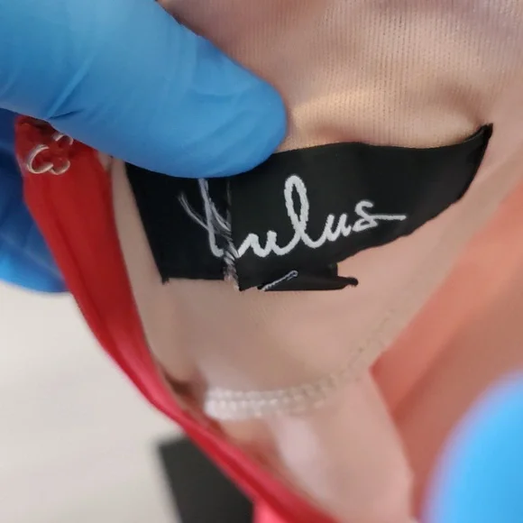 Lulu's women’s Scarlet Lace Overlay Dress fully lined in nude Size XL NWOT - Picture 3 of 11